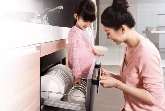 家中的嵌入式消毒柜如何保養(yǎng)才科學(xué)呢?