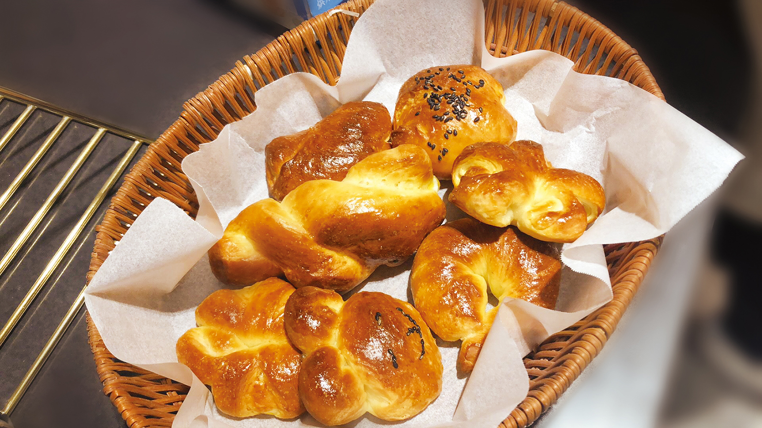 智能蒸烤一體集成灶|再也不用擔(dān)心沒錢買面包了！