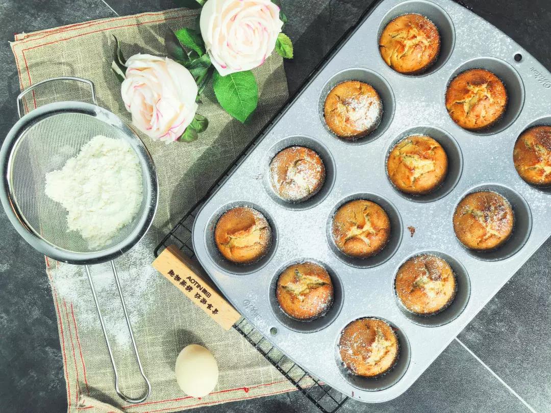 奧田蒸烤一體集成灶：香蕉松糕，松軟的口感，濃滑醇香的香蕉味